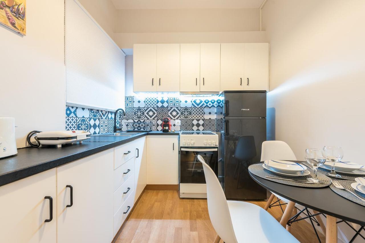 Gorgeous & Modern At Ampelokipi Metro Station By Greece Apartments Афіни Екстер'єр фото
